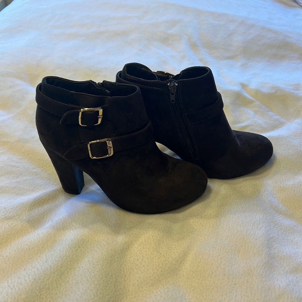 PAZZLE Boots and dark brown with two buckles.